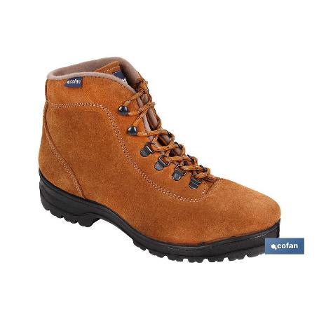 BOTA TREKKING SERRAJE MODELO NIJAR T-45