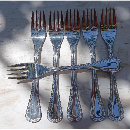 DALIA TENEDOR PESCADO INOXIDABLE MOD PERLAS 2500