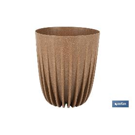 MACETA CON FILTRO DE DRENAJE A RAYAS COLOR MARRÓN WPC Ø 190 X 226 MM 2,4 L VENTA UNITARIA