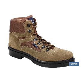 BOTA TREKKING VERDE MODELO ALHAMA T-42