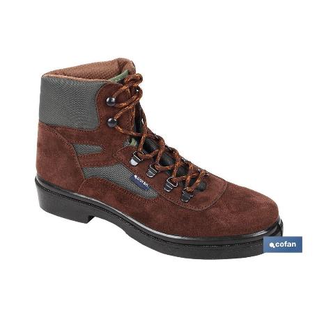 BOTA TREKKING MARRON MODELO ODIEL T-46