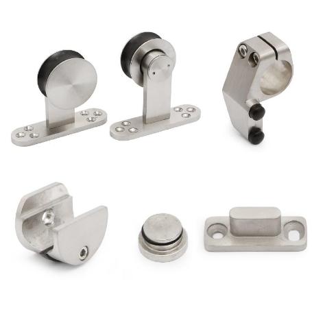 KIT HERRAJES ALONDRA INOXIDABLE P/PTA.MADERA  (NO INCLUYE EL TUBO DESLIZANTE)