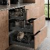 CAJÓN CON LATERALES DE CRISTAL QUBE. EXTRACCIÓN TOTAL. CIERRE AMORTIGUADO. ANTRACITA. ALTURA 185MM