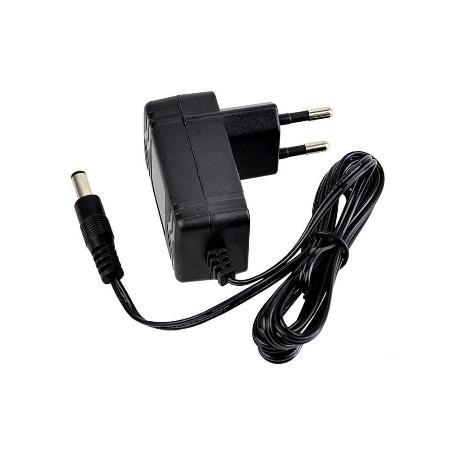 CARGADOR DE BATERÍA 3,6V CORTACÉSPED MANUAL