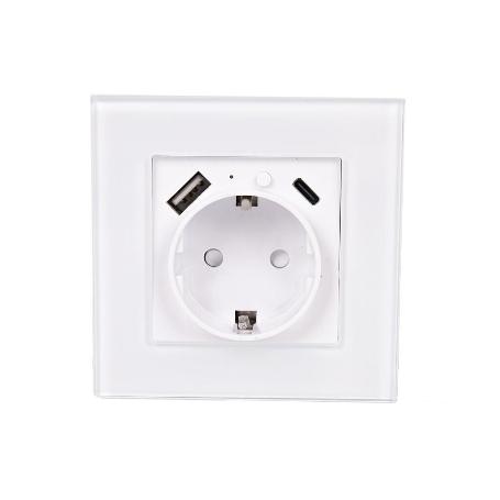 BASE ENCHUFE CON PUERTO USB Y TIPO C WIFI
